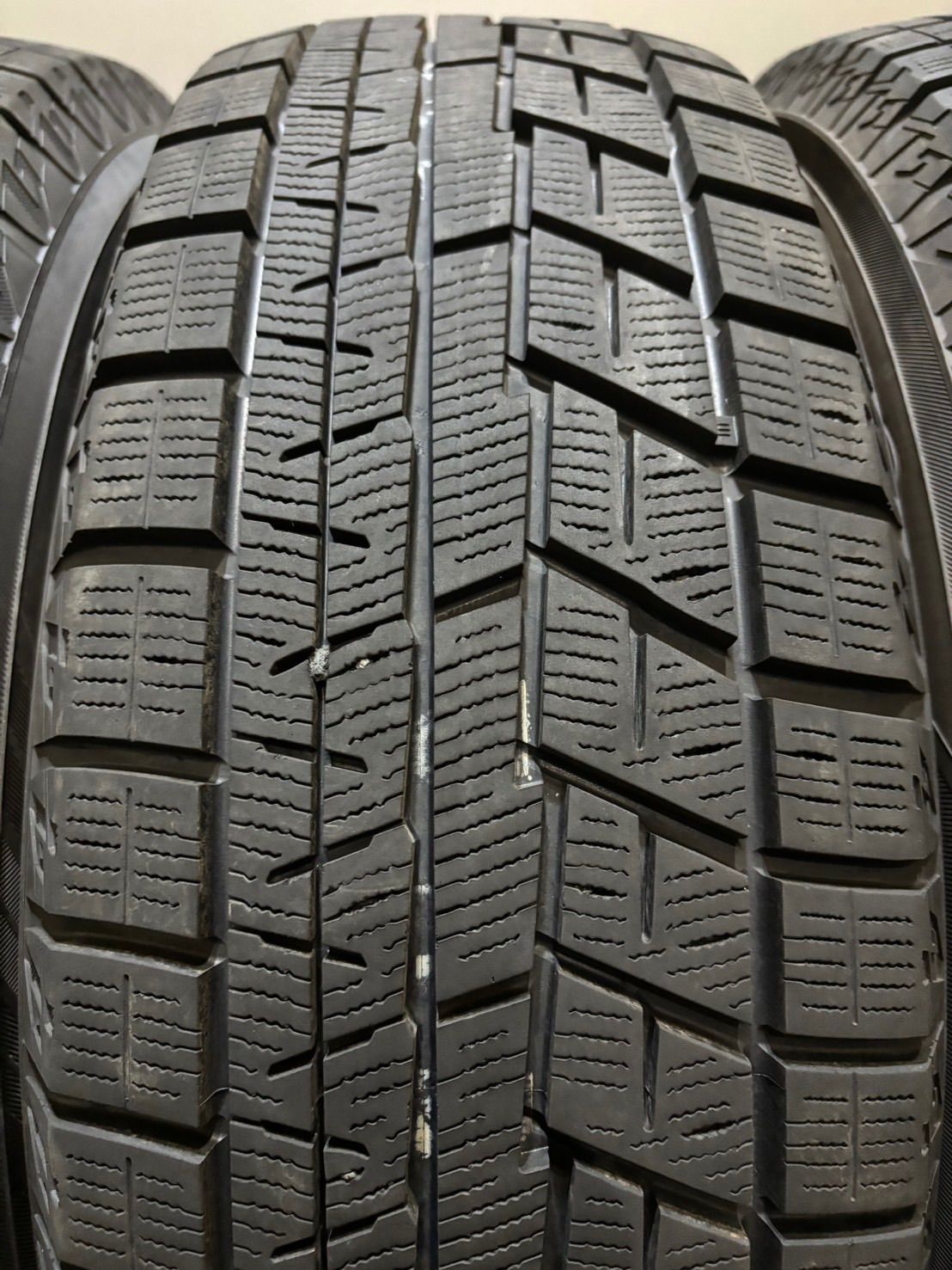 YOKOHAMA スタッドレスタイヤ 195/65R15 ヴォクシー 【公式通販】