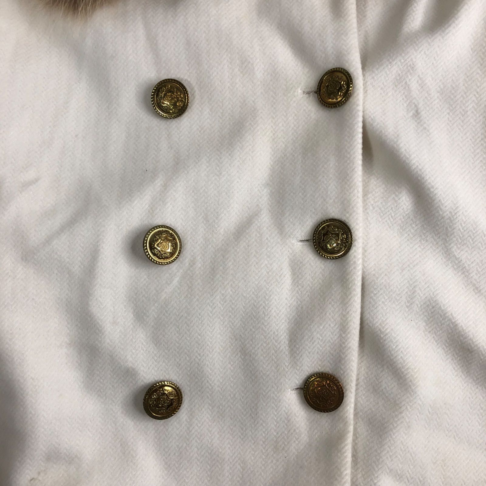 白いジャケット