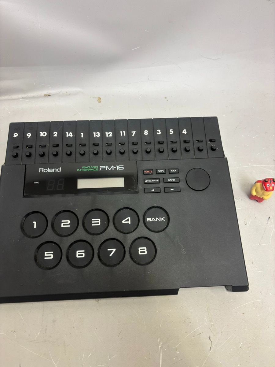 動作品 Roland PM-16 PAD MIDI インターフェース 本体のみ 送料無料 ローランド z-2205