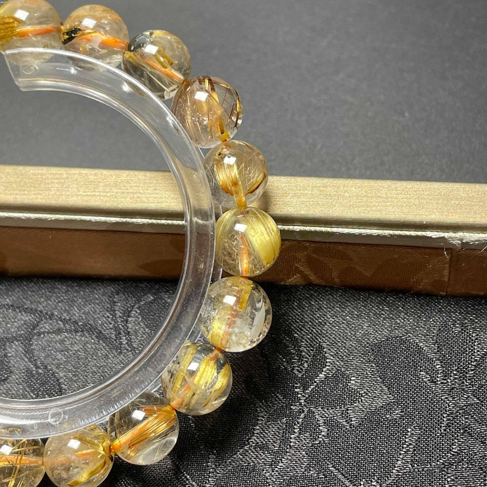 【開運・金運】高級 太陽花 タイチンルチル 13.8-14.7mm ブレスレット 貴重 EU製 ☆太陽花タイチンルチル☆黄金針水晶 金運 開運