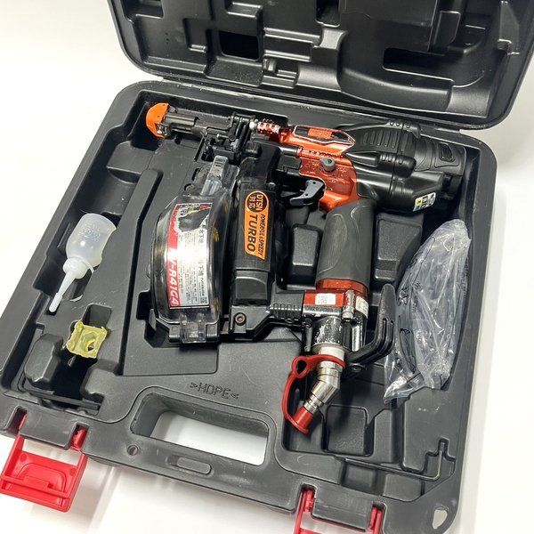 マックス MAX 41mm 高圧ねじ打機 ターボドライバ HV-R41G4 マイスターレッド ビス打機 エア工具 エアーツール ≡DT6666