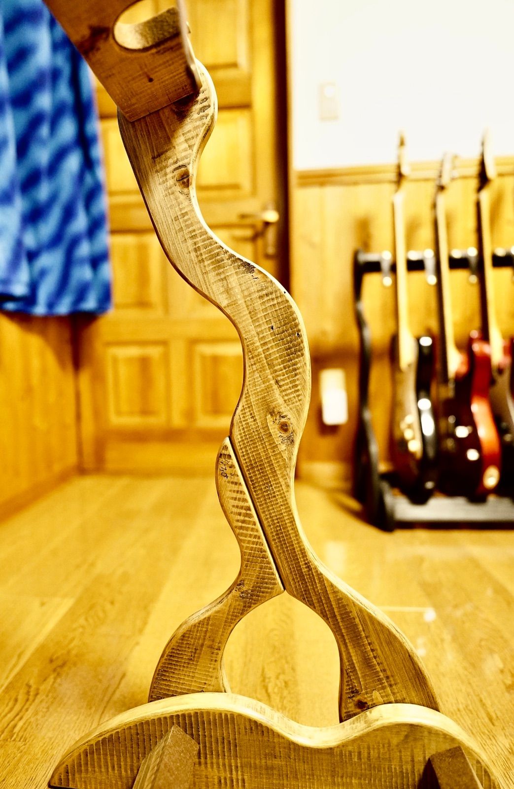 手作り木工 木製ギタースタンド