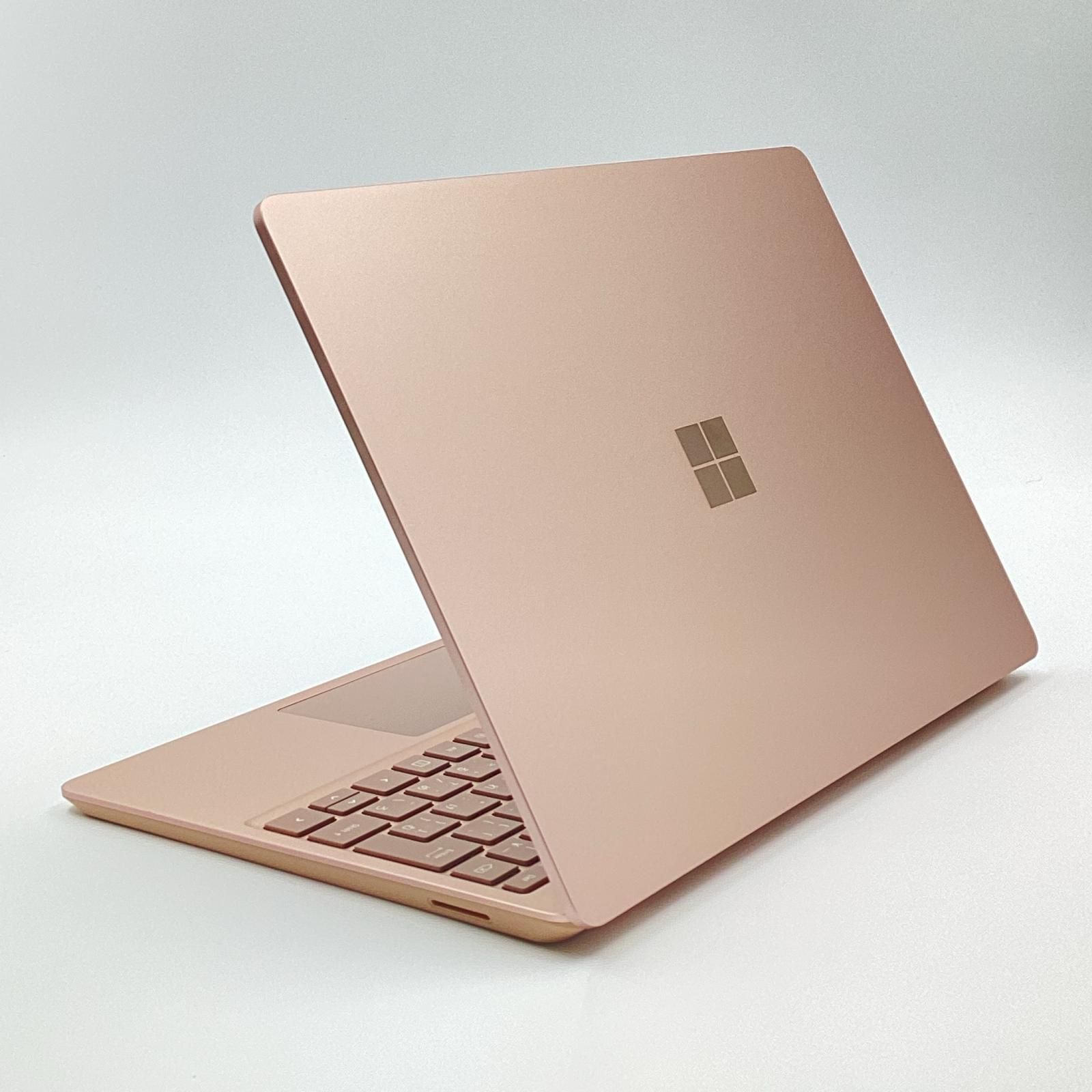 【全額返金保証】【最速発送】Microsoft Surface Laptop Go 1943 /i5-1035G1 /8GB /256GB /95% /駆動32時間 【動作快調・低時間駆動】