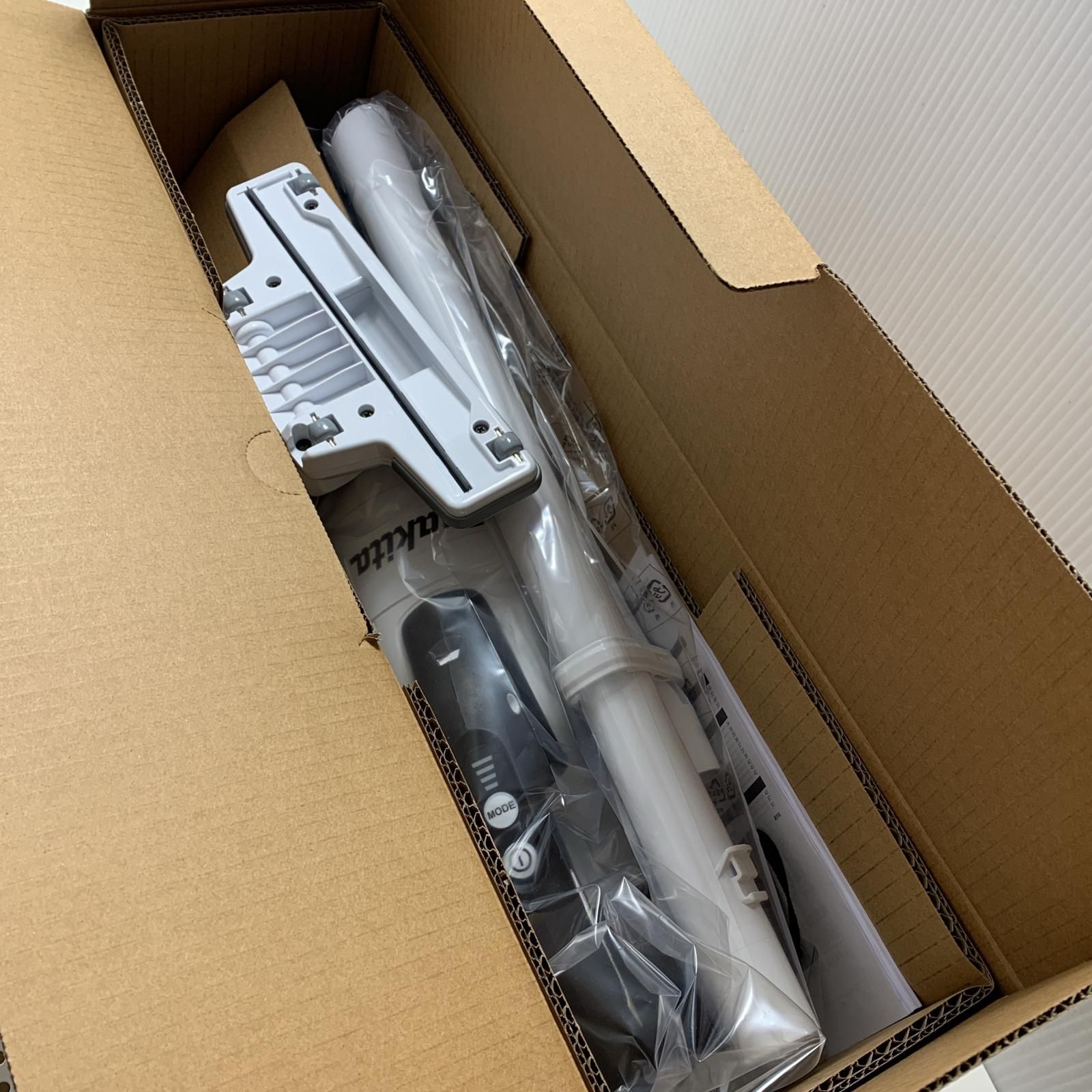 €€MAKITA