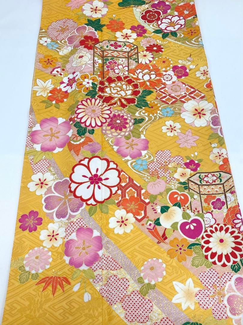 振袖 豪華 金駒 金彩 紋意匠 身丈172cm 撥水加工済 振袖 豪華 金駒 金彩 紋意匠 身丈172cm 撥水加工済 振袖 豪華 総