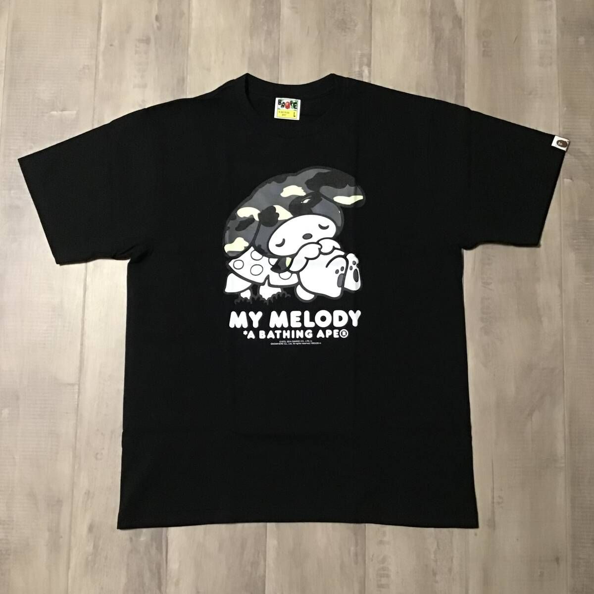 ☆新品☆ 蓄光 サンリオ × BAPE マイメロディ Tシャツ Lサイズ a 