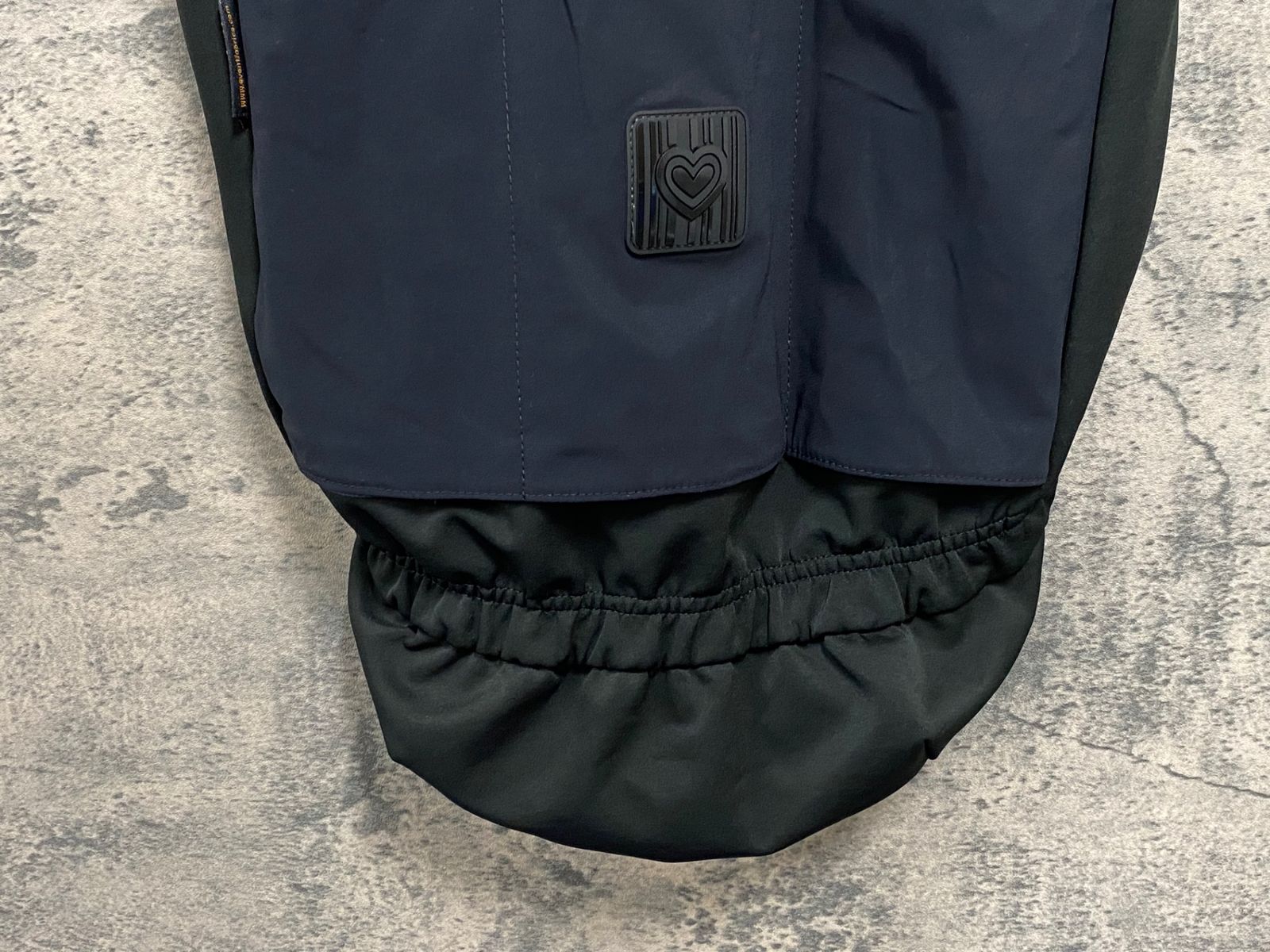SHIMANO サイクルジャケット ブラック Lサイズ 裏起毛 美品 SHIMANO サイクルジャケット ブラック Lサイズ 裏起毛 美品 2025