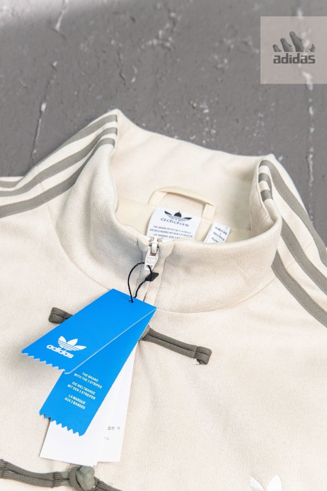 ☆極美品☆ adidas アディダス 中国限定正規品 蛇年 トラック