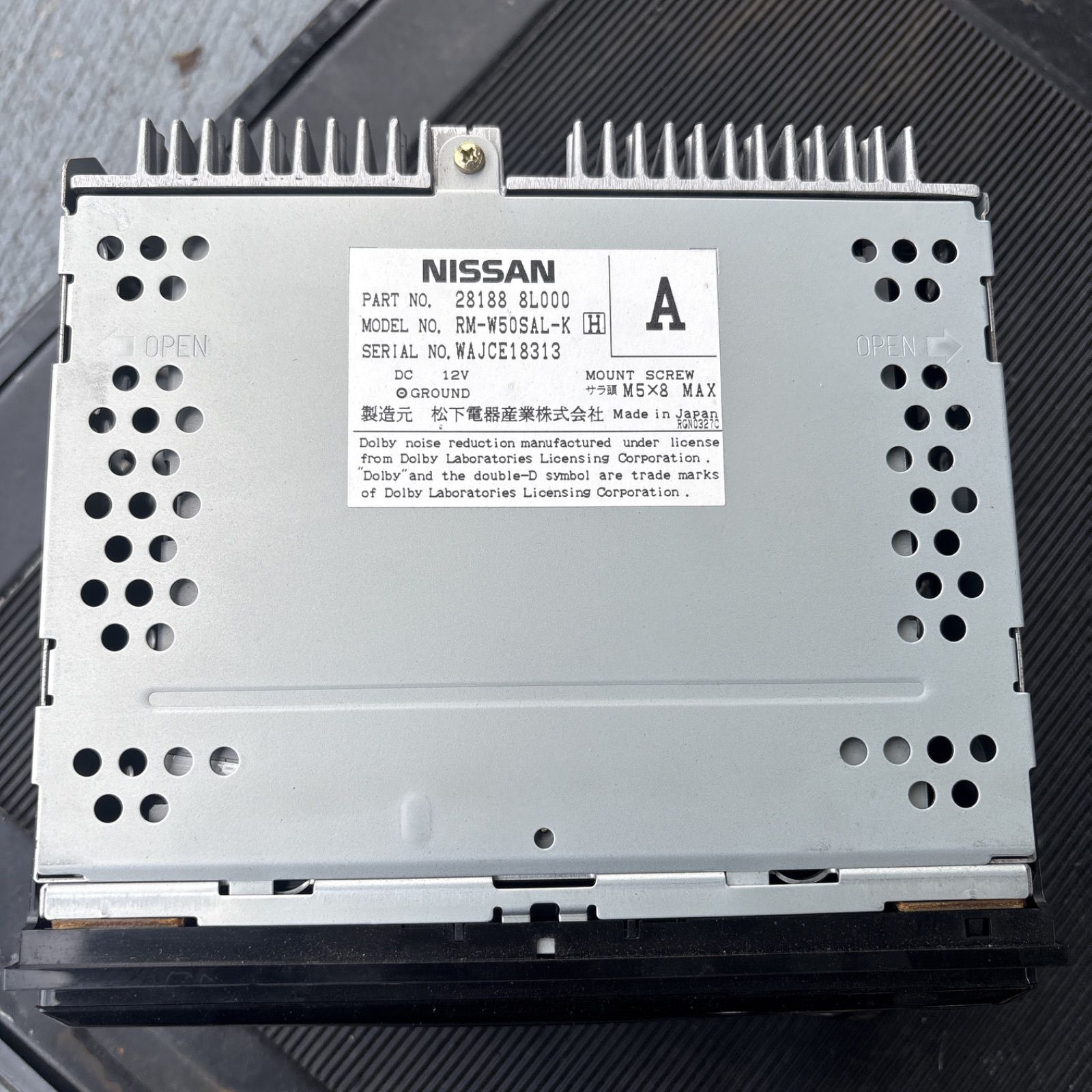 日産 NISSAN ニッサン ローレル C35 純正品 オーディオ エアコン 最終値下げ 日産純正マルチナビ C35 ローレル カーナビ エアコン