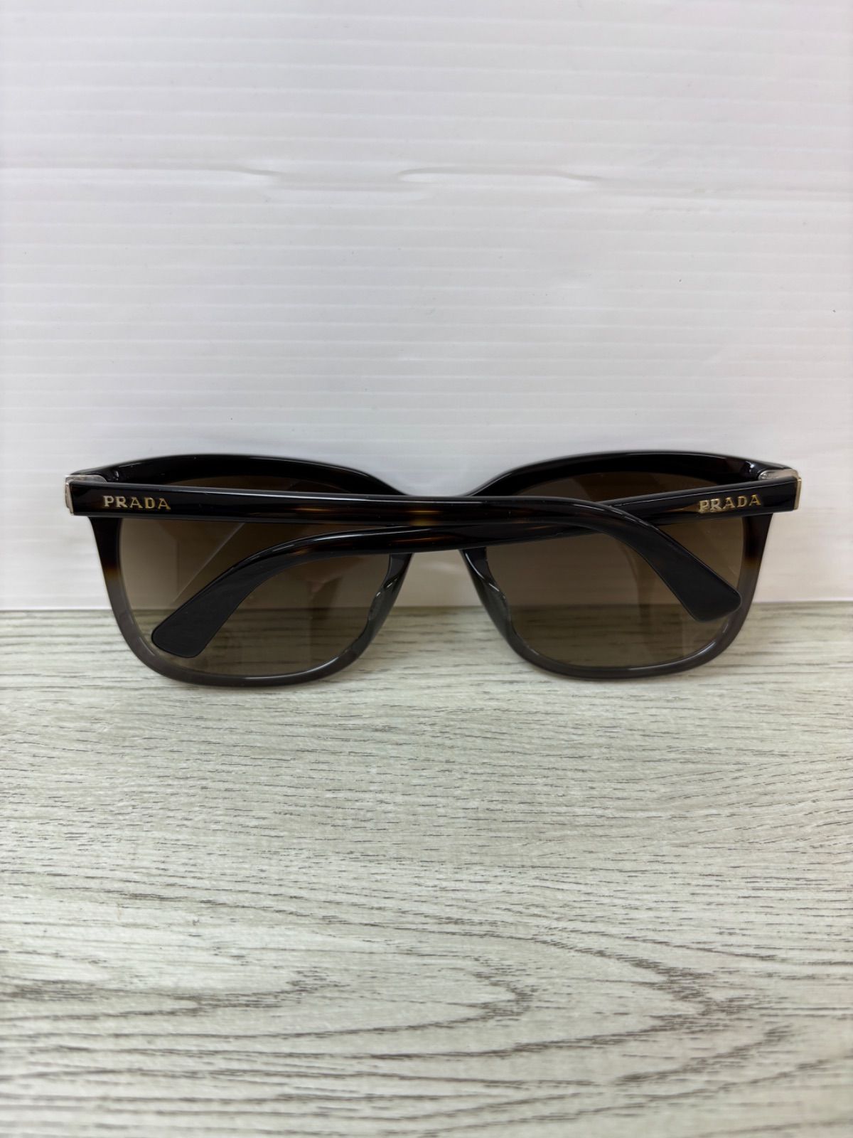 PRADA プラダサングラスSPR12R-F PRADA プラダサングラスSPR12R-F - メルカリ