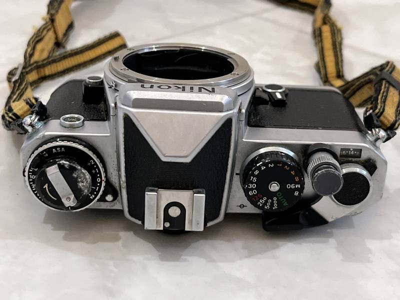Nikon FE シルバーボディ 一眼レフ フィルムカメラ ジャンク品 初心者