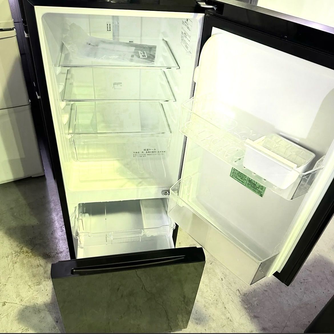 2021年製】Hisense ハイセンス HR-G1501EM ノンフロン冷凍冷蔵庫