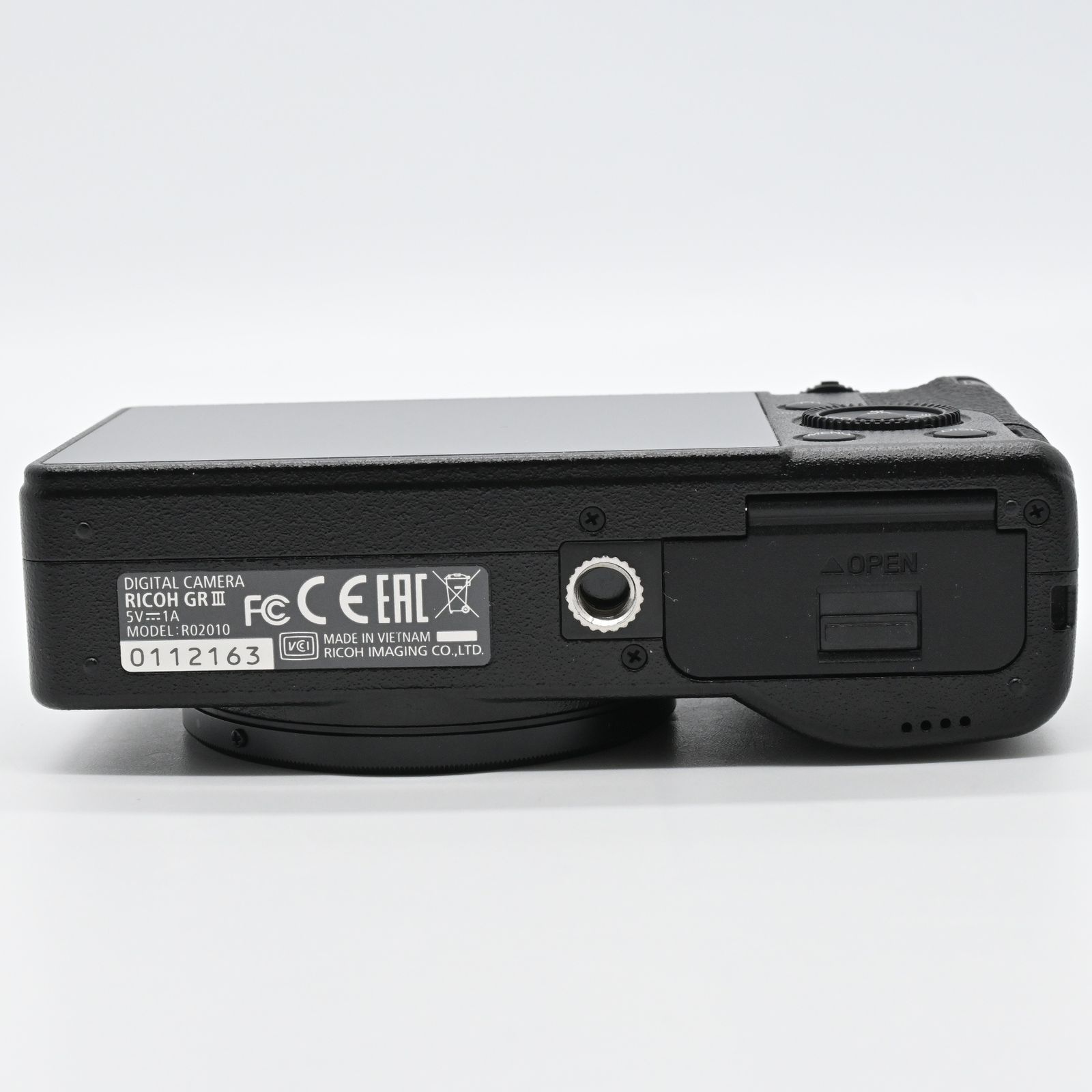 ■極上品■ RICOH GR Ⅲ ショット数『8232』回 #325 □極上品□ RICOH GR Ⅲ ショット数『8232』回 #325 - メルカリ