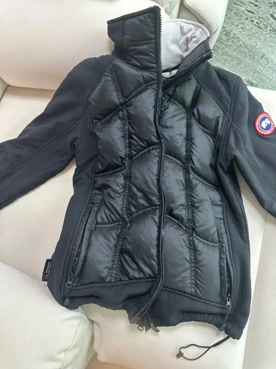 Canada Goose カナダグース ダウン ジャケット S