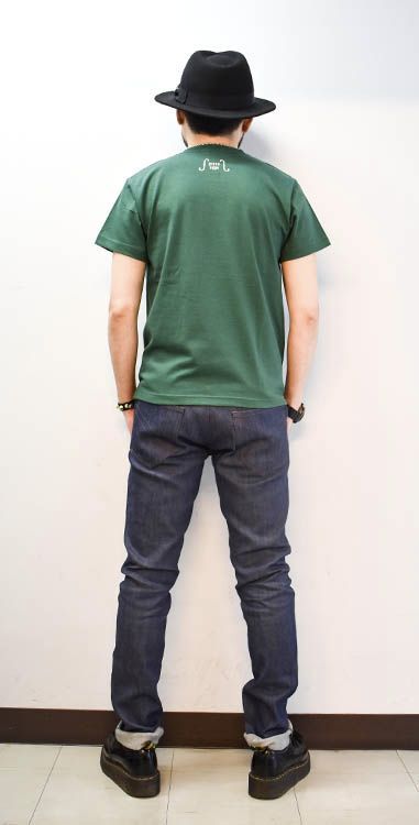 SLAP PANTHER Tシャツ