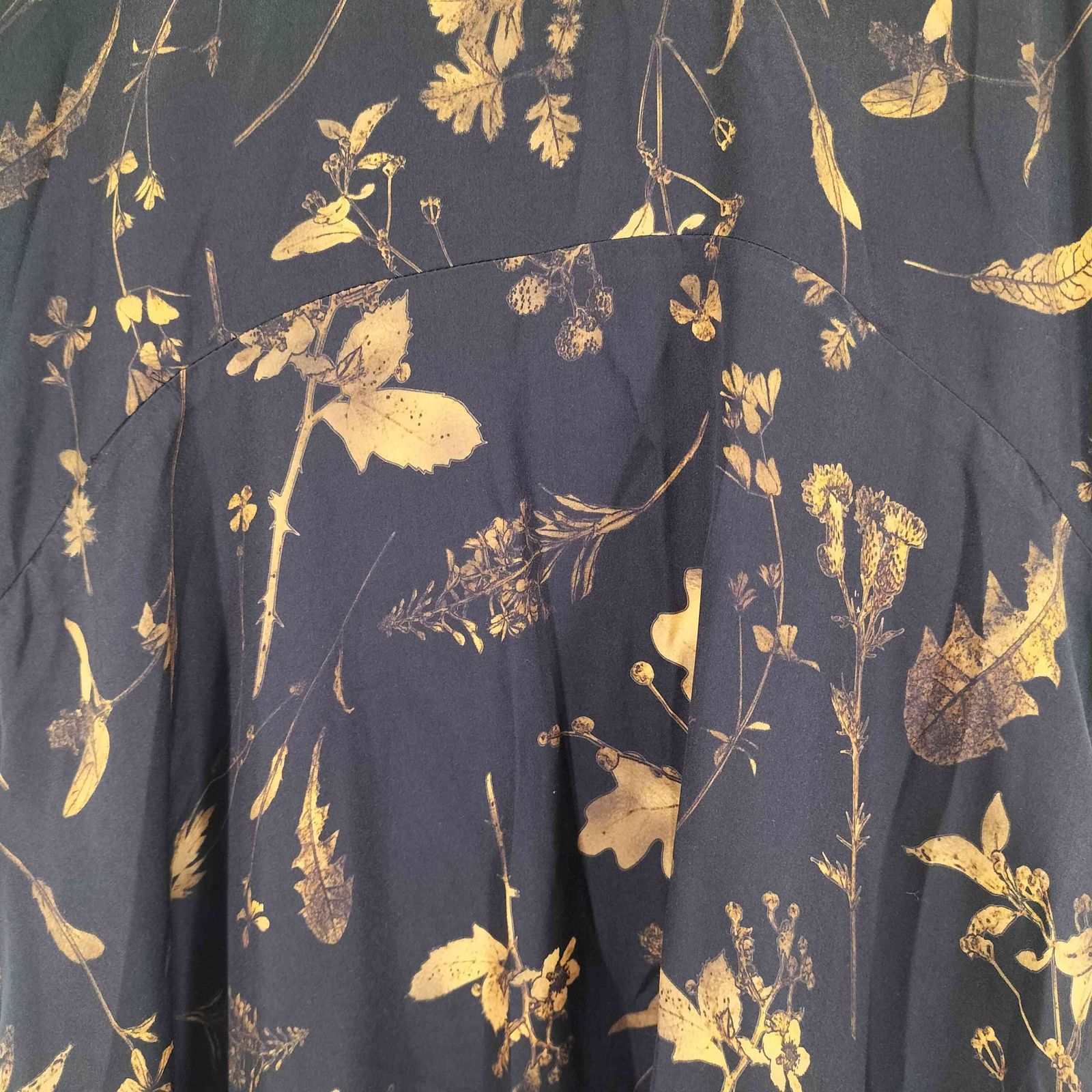 【新品】 ALLSAINTS ノースリーブワンピース　花柄 オールセインツ ALLSAINTS 花柄ノースリーブワンピース