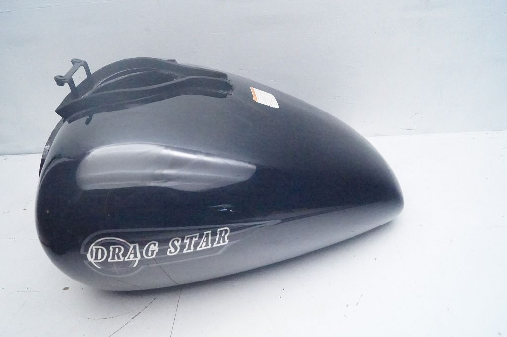即購入OK ドラッグスター400 4TR 純正タンク　塗装ベース　ブラック 即購入OK ドラッグスター400 4TR 純正タンク 塗装ベース 欠損あり