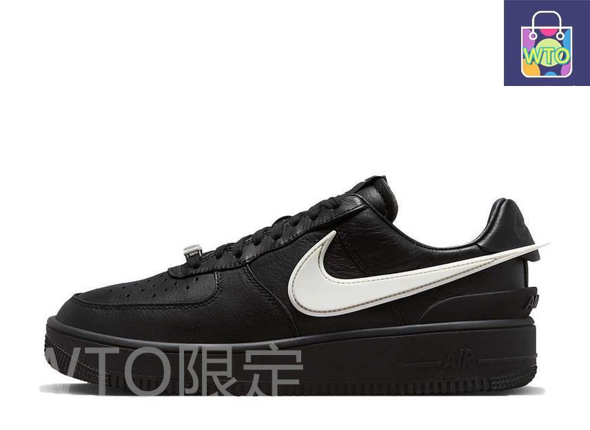 お値下げしました??即購入箱付新品?? AMBUSH X NIKE AIRFORCE1