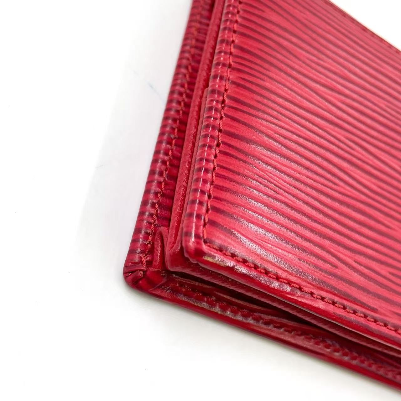 美品！ルイヴィトン ポルトモネボワット M63697 レッド コイン