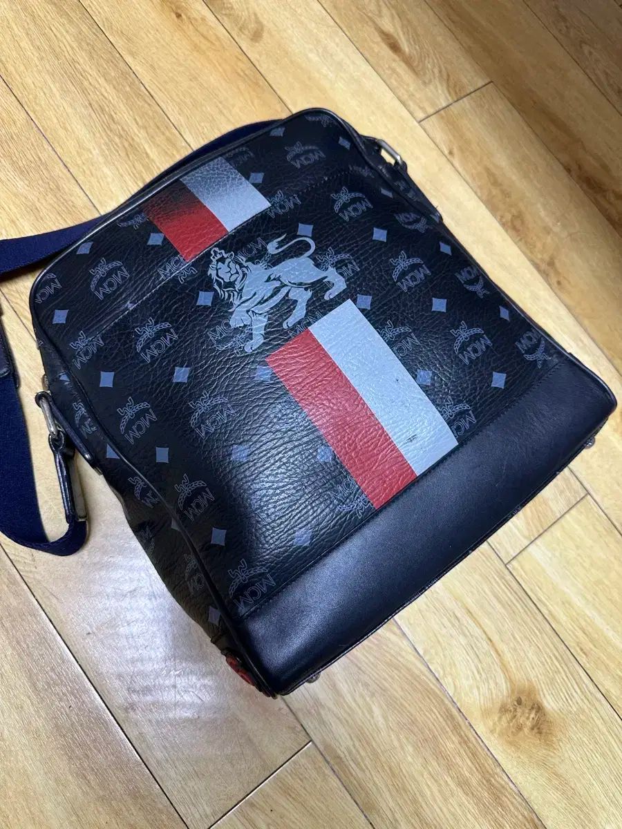 mcm バッグ クロスバッグ