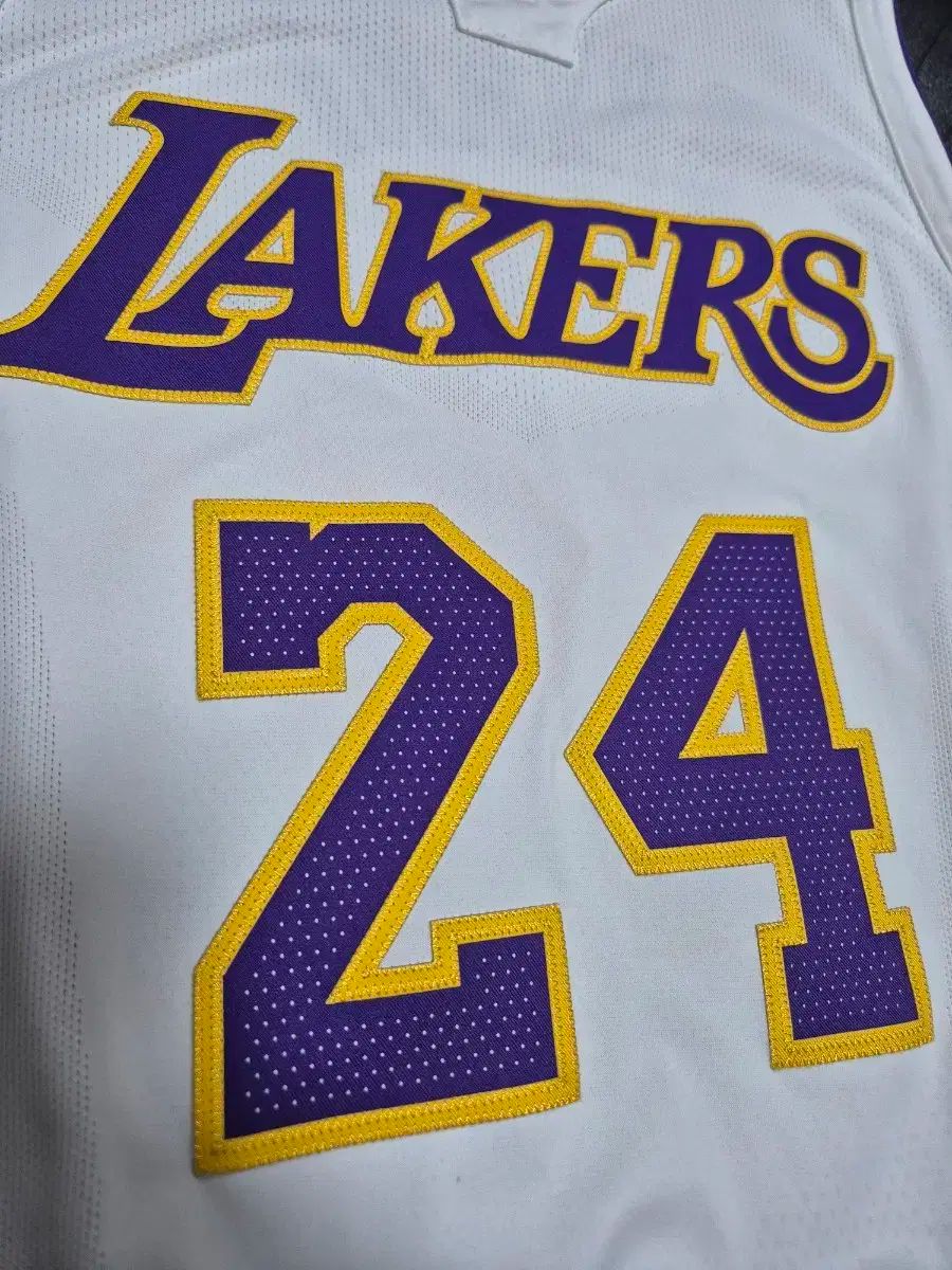 NIKE ナイキ nba コービー ブライアント アセンティック ジャージ