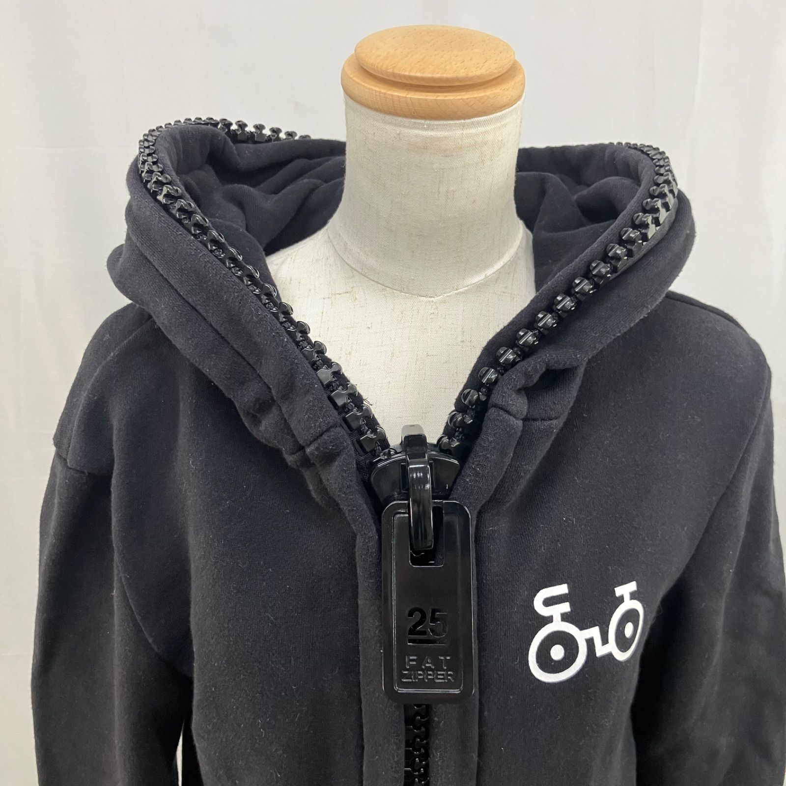 松本伊予吉 KINASHI CYCLE 木梨サイクル ジップパーカー 松本伊予吉様専用 KINASHI CYCLE 木梨サイクル ジップパーカー - メルカリ