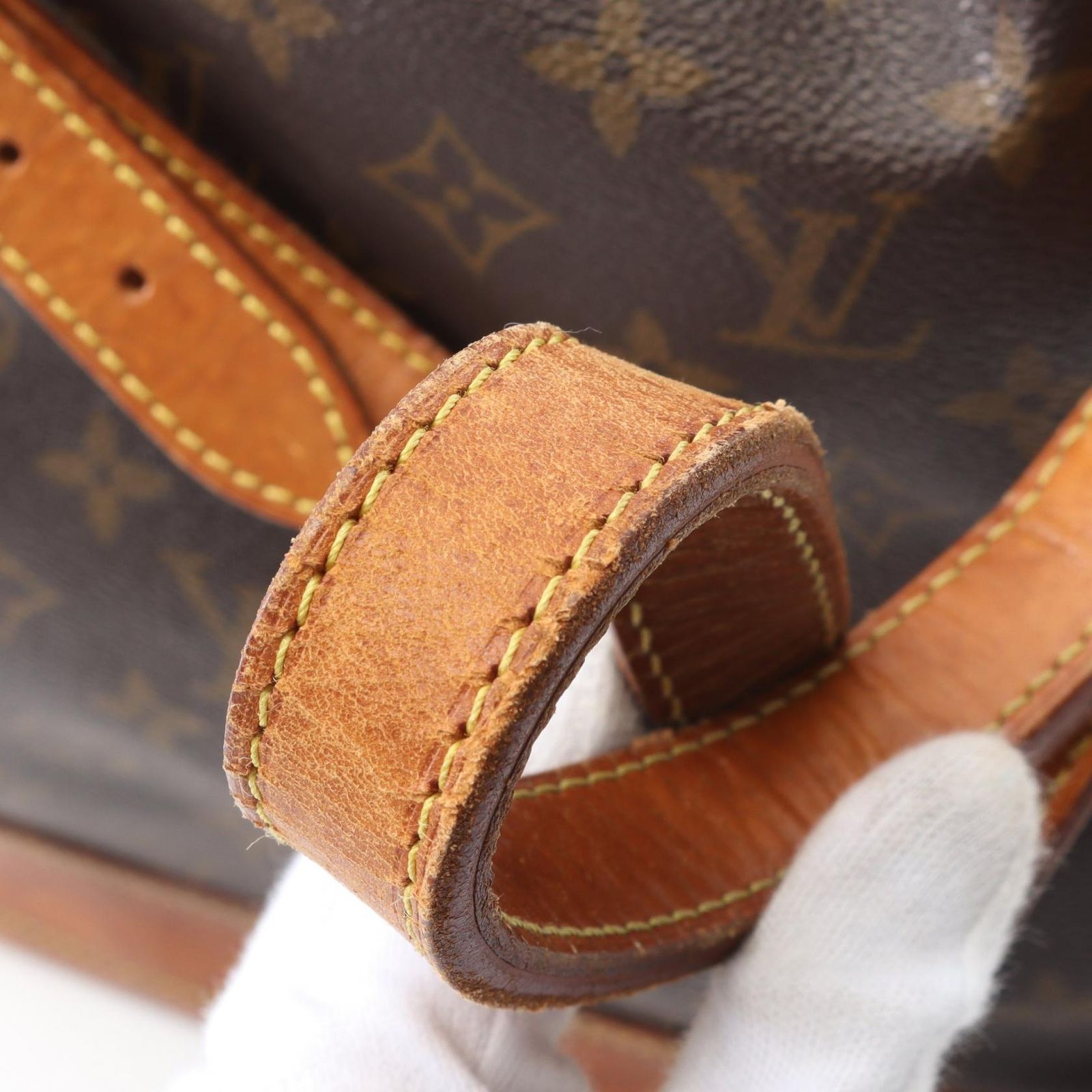 LOUIS VUITTON ルイ・ヴィトン ノエ モノグラム ショルダーバッグ