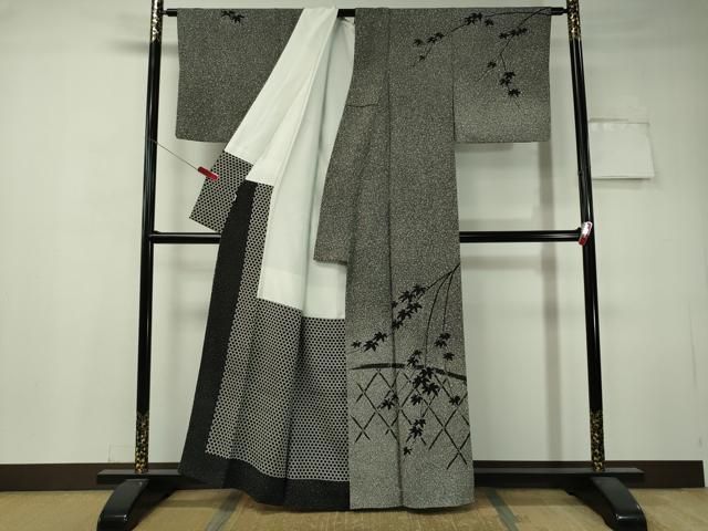 平和屋着物○二代目 川村久太郎 訪問着 籬枝葉文 たたき染め 黒地