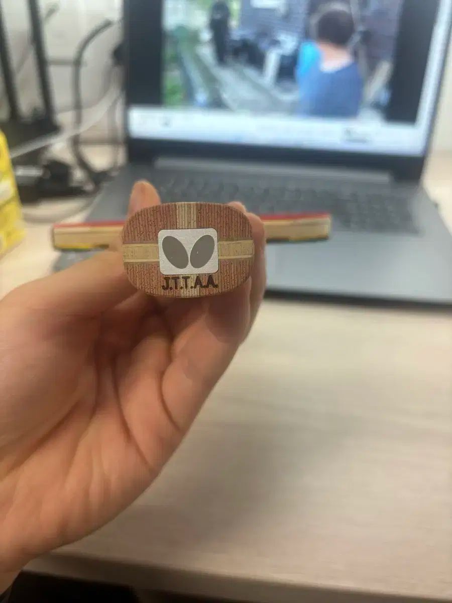 ダイオード V