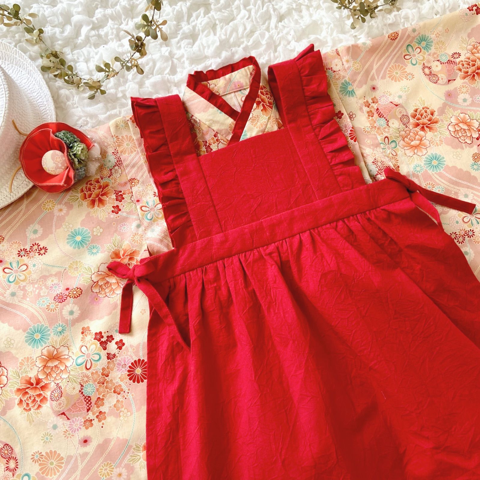 【再販♡】七五三　3歳　着物＆被布エプロンセット　朱色和柄×生成り　ハンドメイド 七五三 3歳 女の子 着物＆被布エプロンセット 朱色和柄×レッド