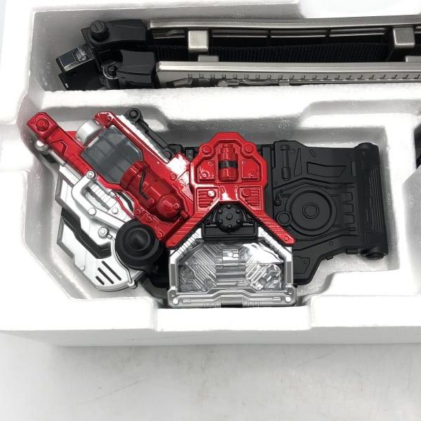 箱傷み バンダイ