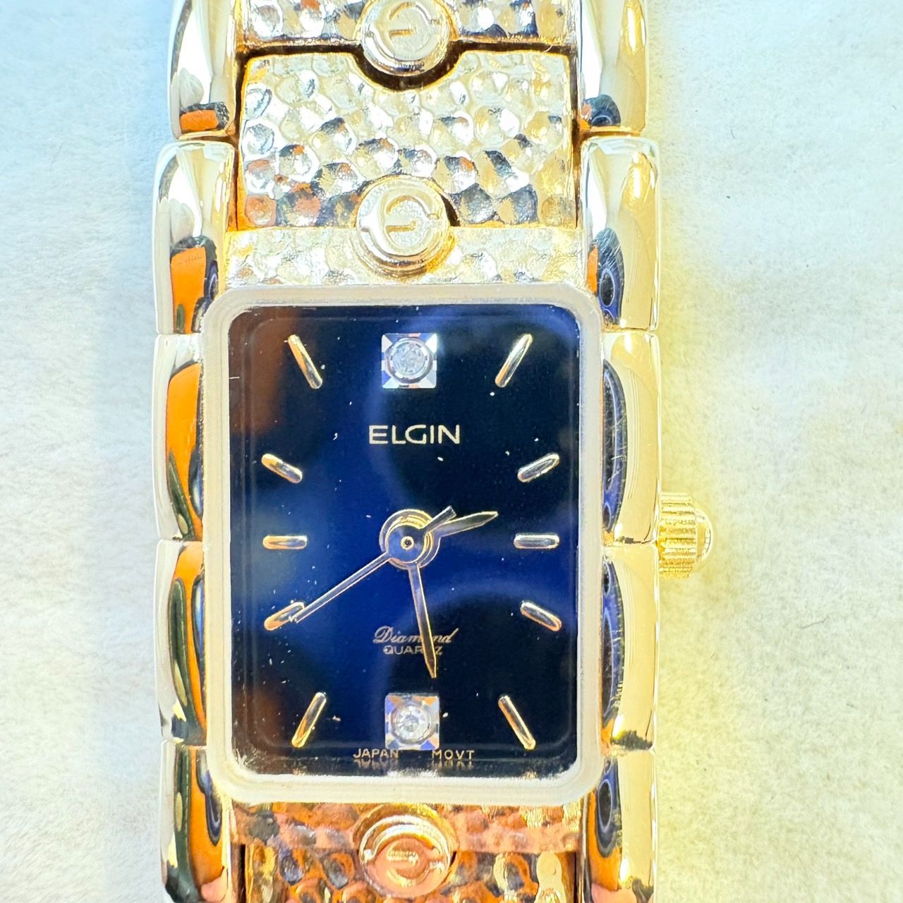ELGIN エルジン クォーツ腕時計EG057  A296 ELGIN エルジン クォーツ腕時計EG057 A296