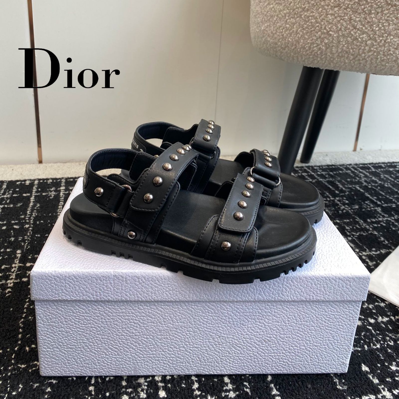 ?新品未使用?DIORディオールサンダル、カジュアルシューズ 