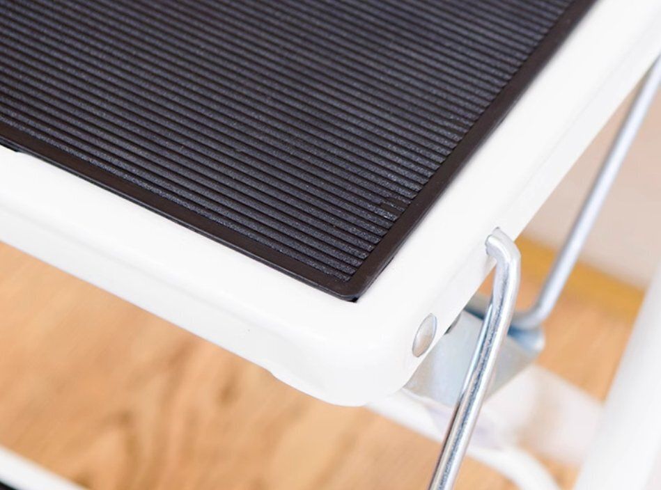 超人気 脚立踏み台 2段 アルミ製 折り畳み 耐荷重120kg 軽量 持ち運び便利 収納 省スペース 滑り止め足部 おしゃれ家庭用