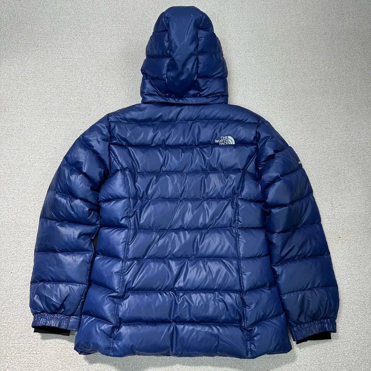 L THE NORTH FACE(ザノースフェイス) レディース 900 軽量 L THE NORTH FACE(ザノースフェイス) レディース 900 軽量