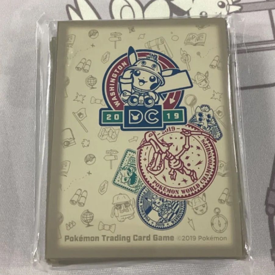 ポケカ WCS2019 ワシントンDC ピカチュウ デッキシールド スリーブ