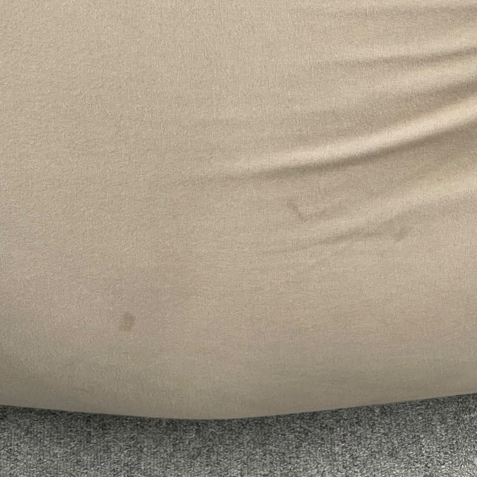 ベージュ系 クッション