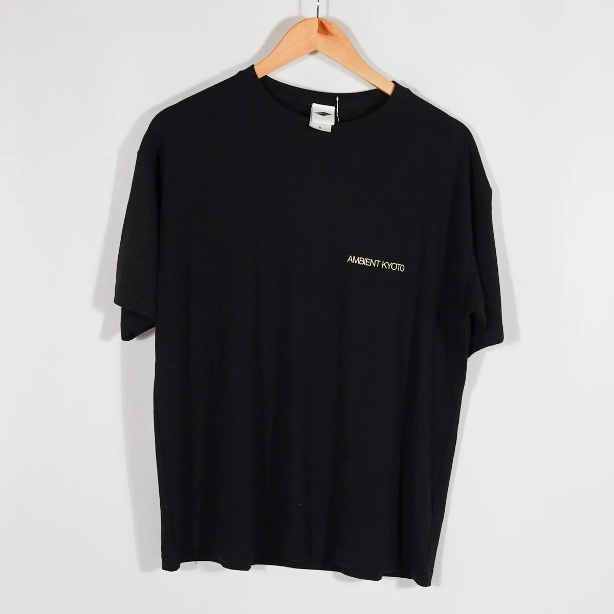 BRIAN ENO AMBIENT KYOTO Tシャツ Amazon.co.jp: ブライアンイーノ展 会場限定Tシャツ Mサイズ