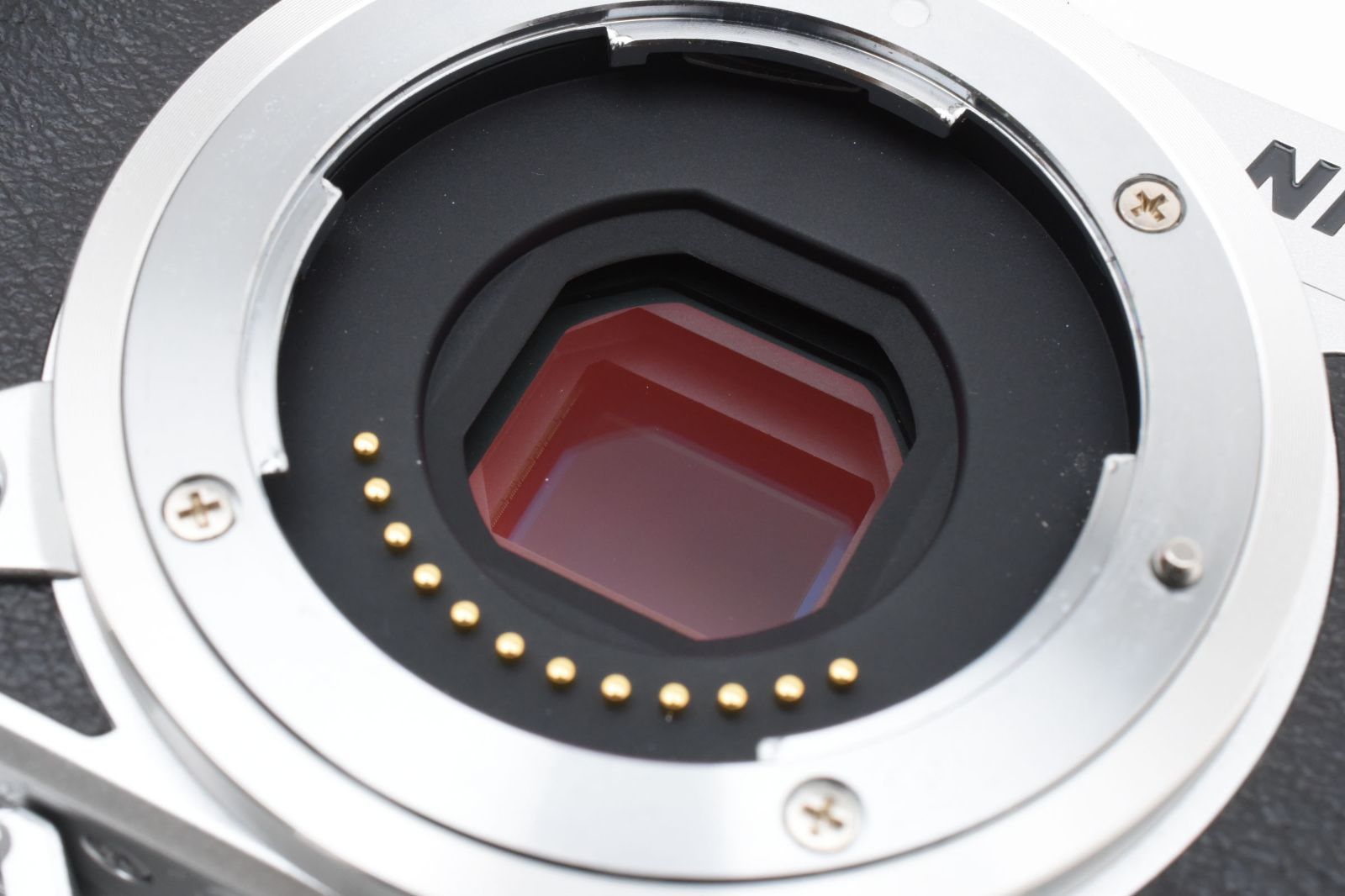 ほぼ新品級】Nikon 1 J5 ダブルズームキット シャッター数2777回