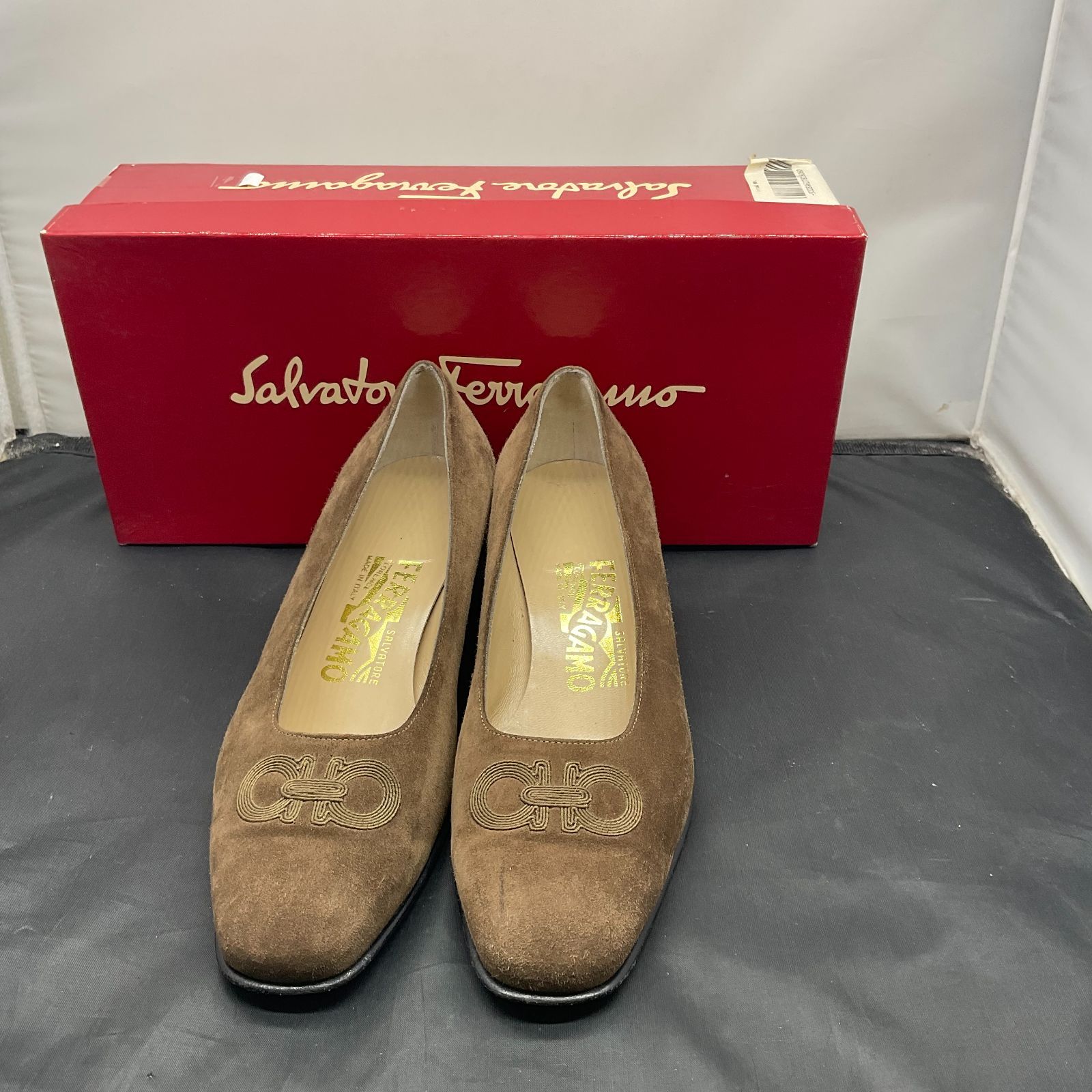 サルヴァトーレフェラガモ パンプス サイズ6 D25061938 - メルカリ