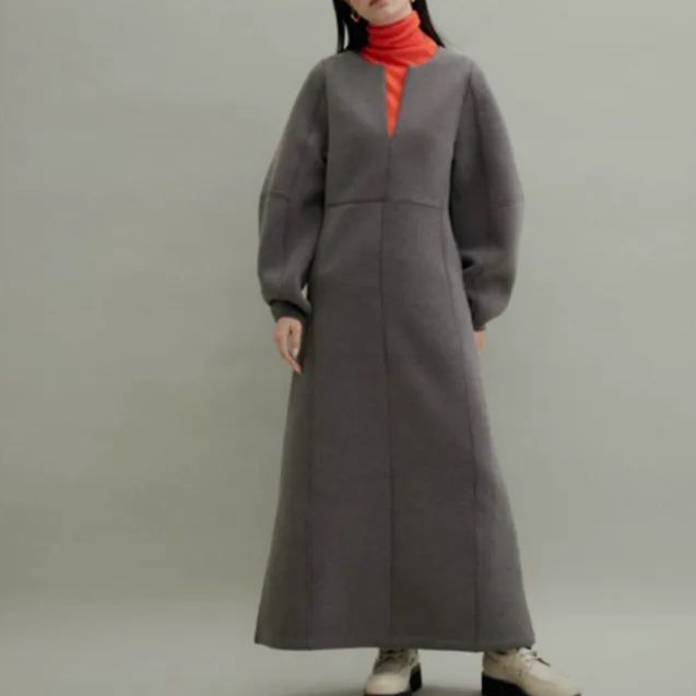 フォルムスリーブフ ワンピース