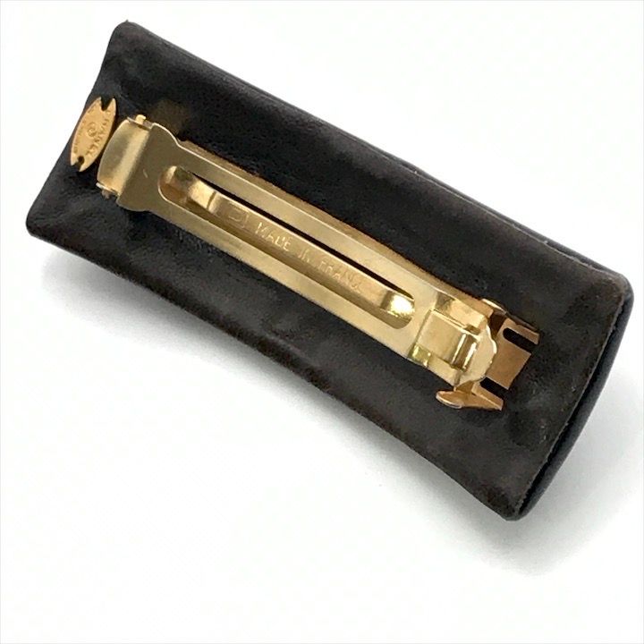 シャネル CHANEL ココマーク レザー バレッタ ヘアアクセサリー 1円