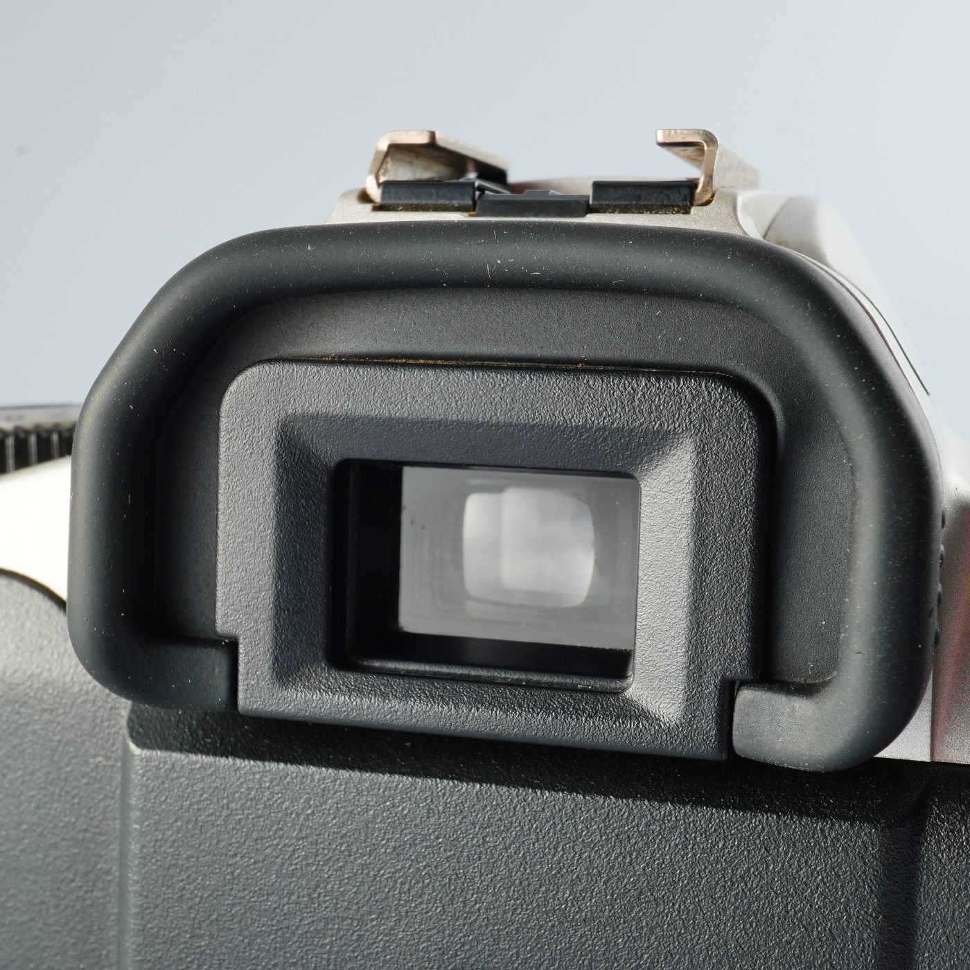 Canon キヤノン EOS Kiss III (REBEL 2000) + SIGMA 28-80mm + 100  