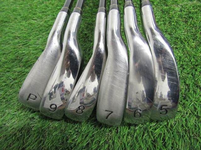 お値下げ2美品 ZX10R 2011〜24 カーボン綾織 タンクプロテクター