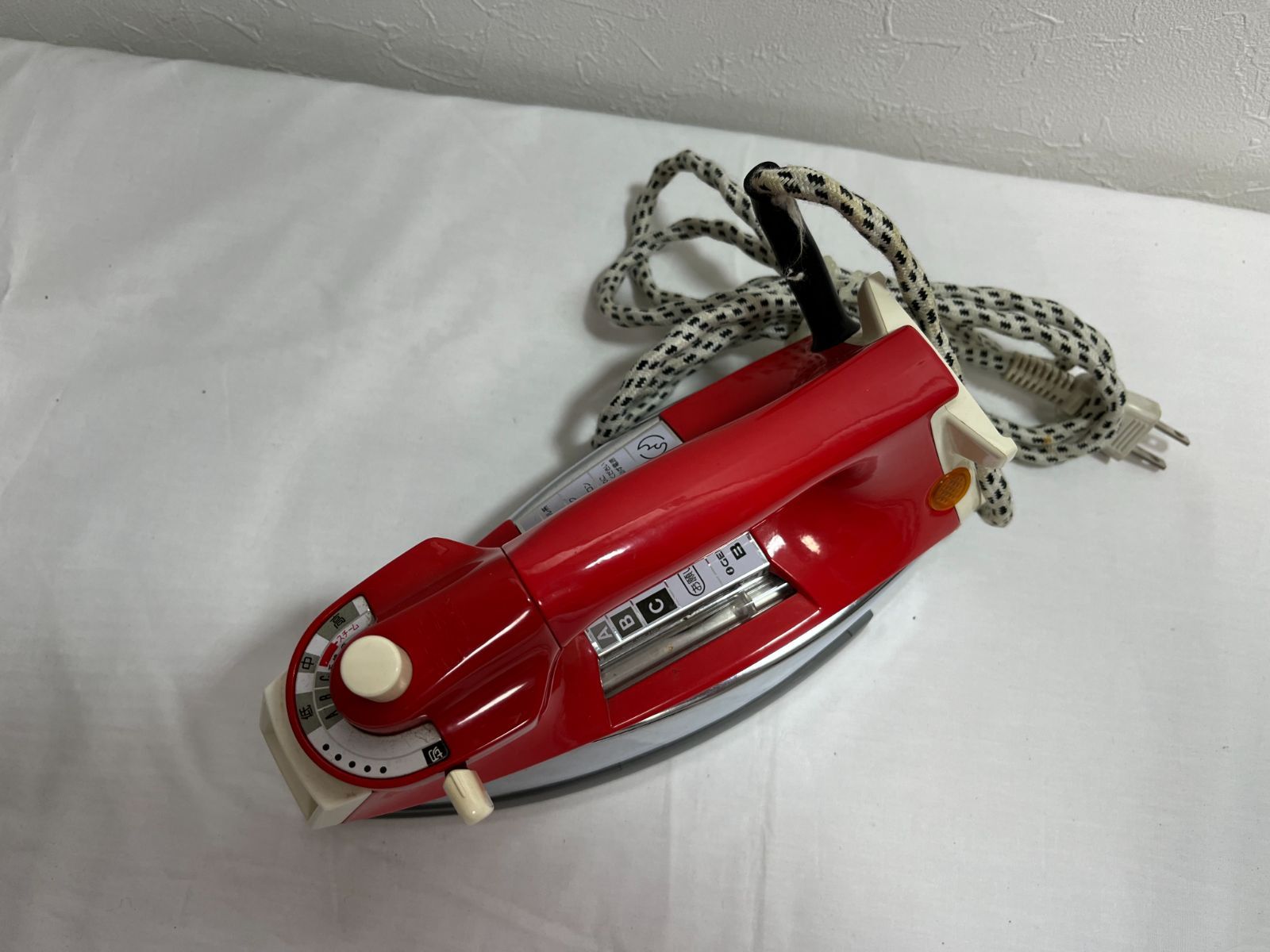 スチームアイロン（日立製）BI-4700 昭和レトロ - メルカリ