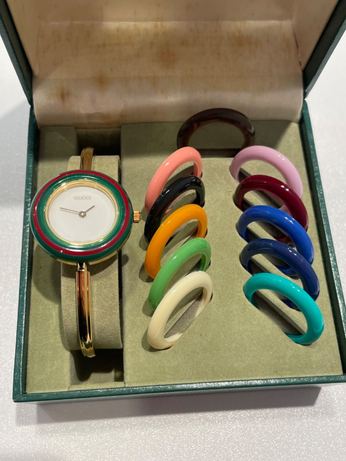 グッチ