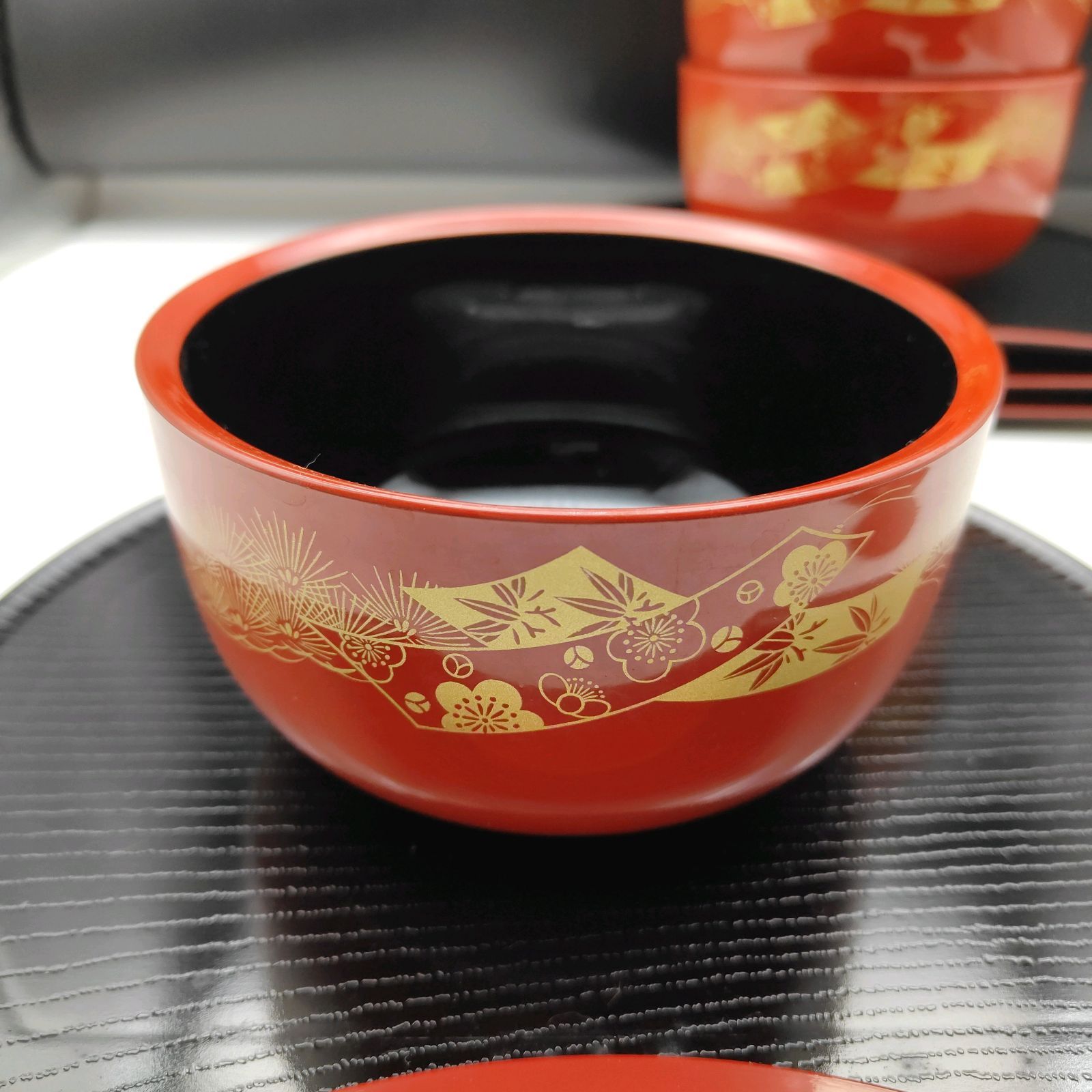 山中漆器 蓋付き どっしり椀 半月盆 4客セット 松竹梅 お祝い膳
