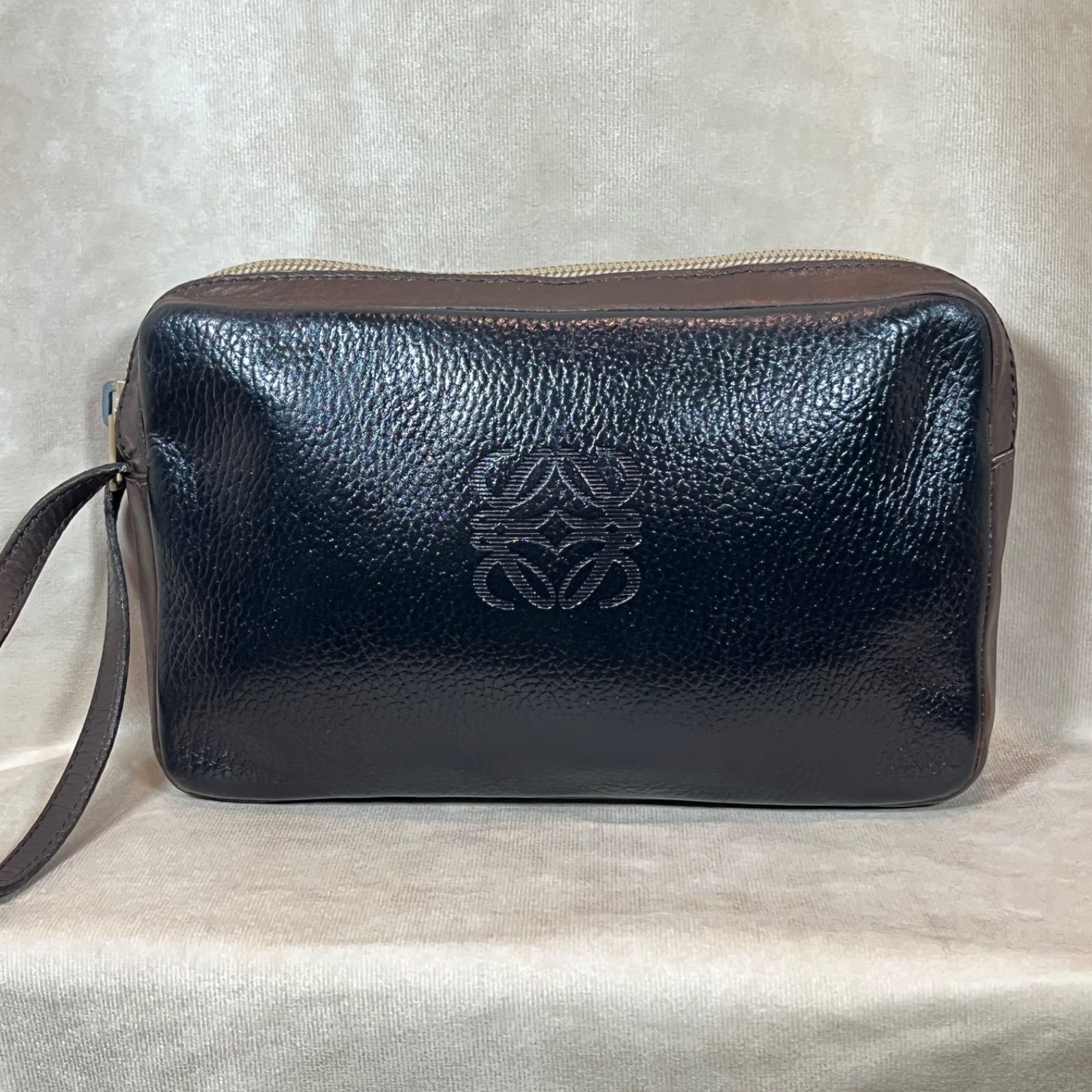 ロエベ LOEWE LOEWE クラッチバッグ KNOT T POUCH ノット Tポーチ 