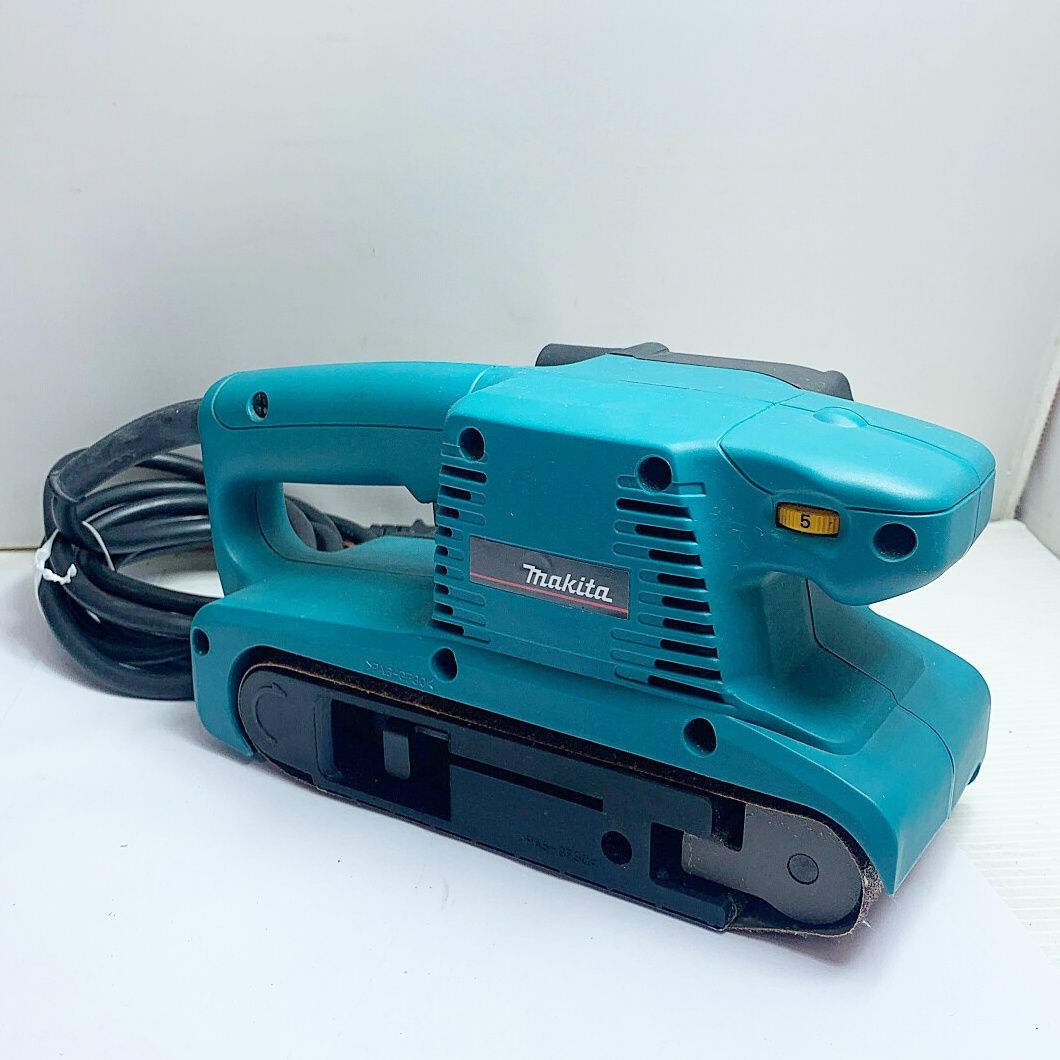 ♭♭MAKITA マキタ 76mm ベルトサンダ 9911 - メルカリ