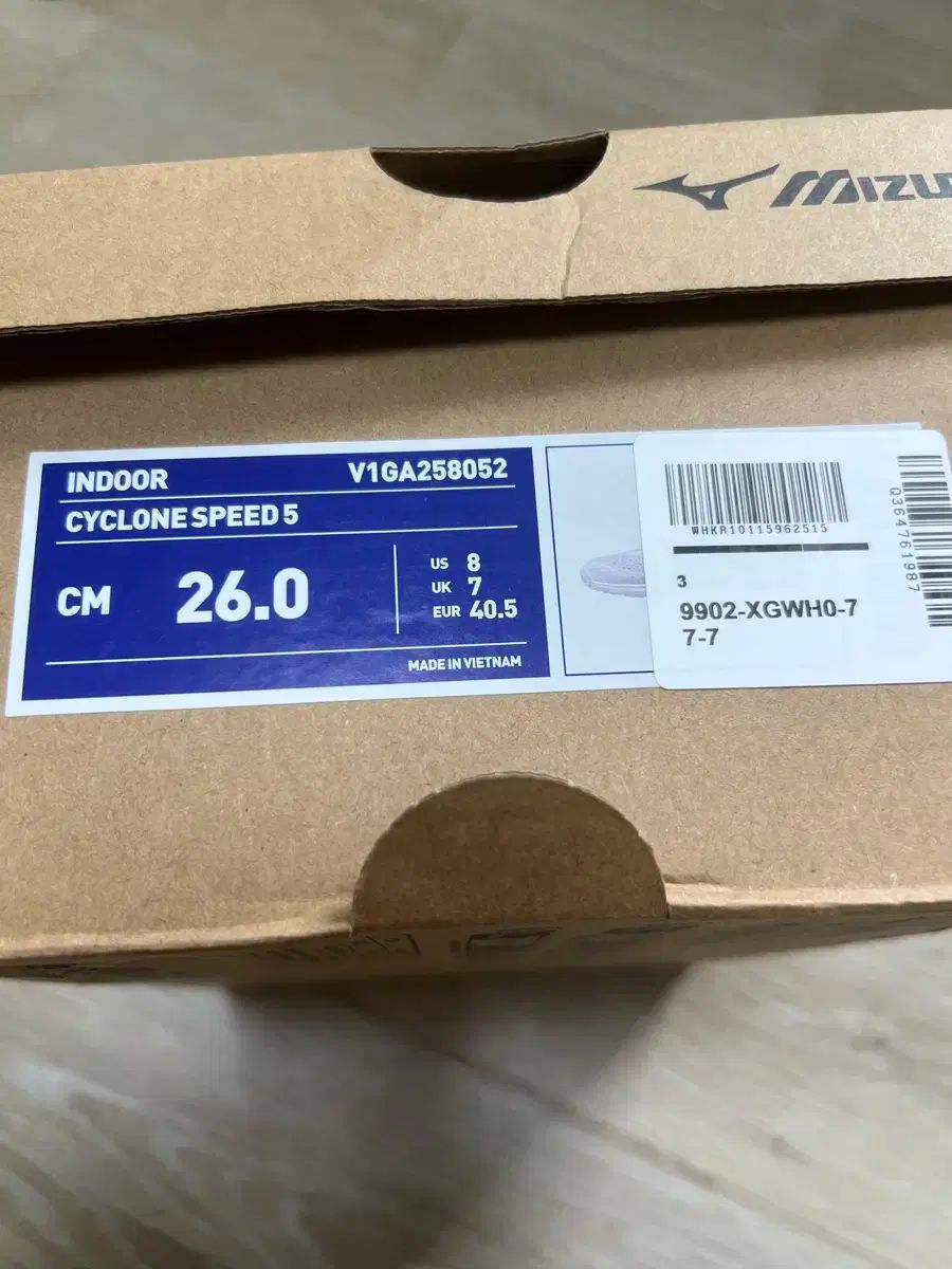 バドミントンシューズ